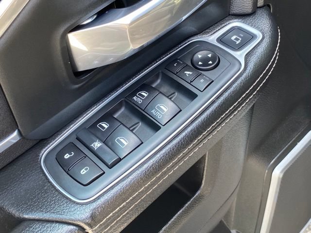Used 2020 RAM 2500 Laramie AWD/4WD image 12