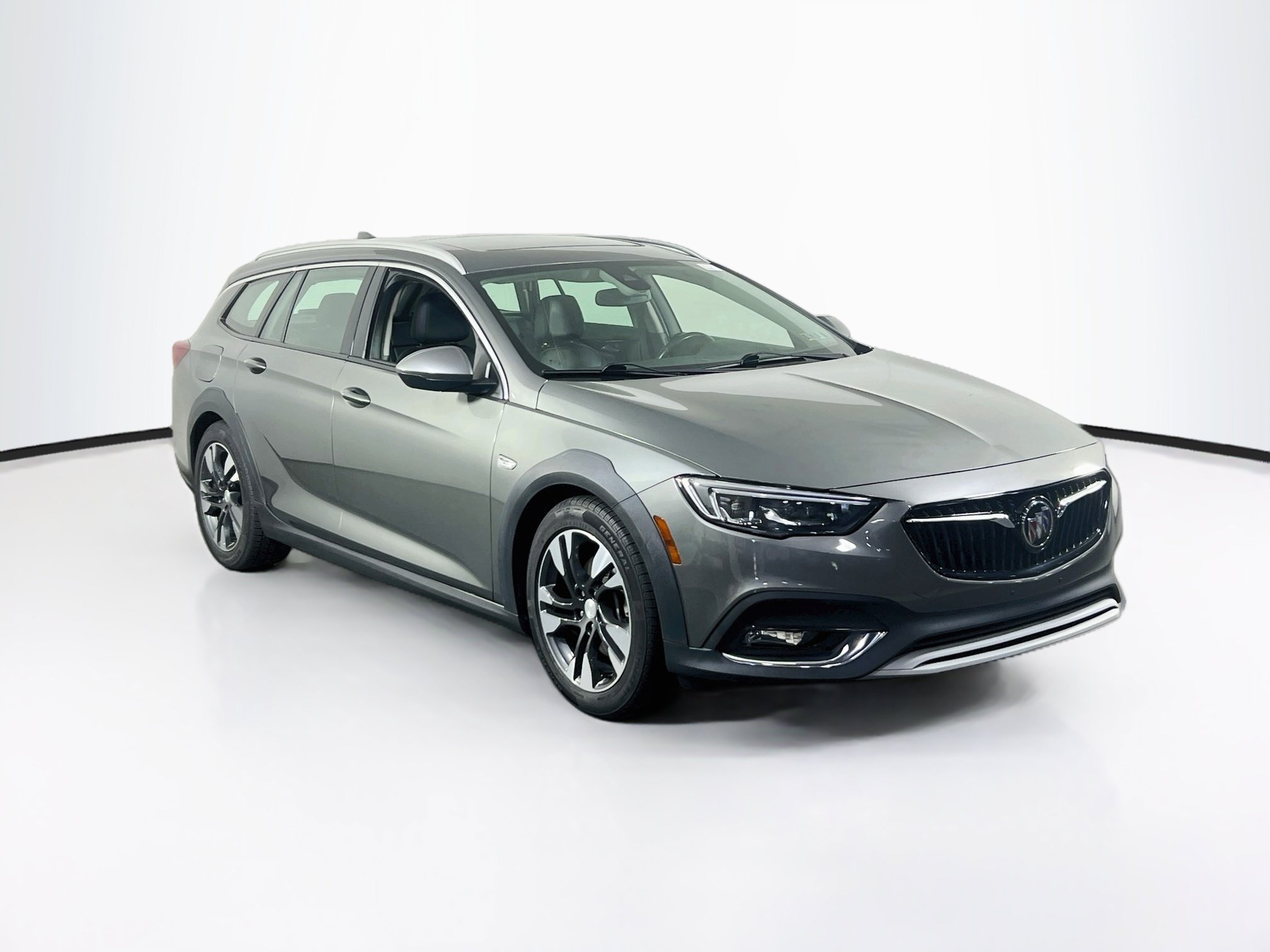 Used 2019 Buick Regal Essence w/ Driver Confidence Package I AWD/4WD image 3