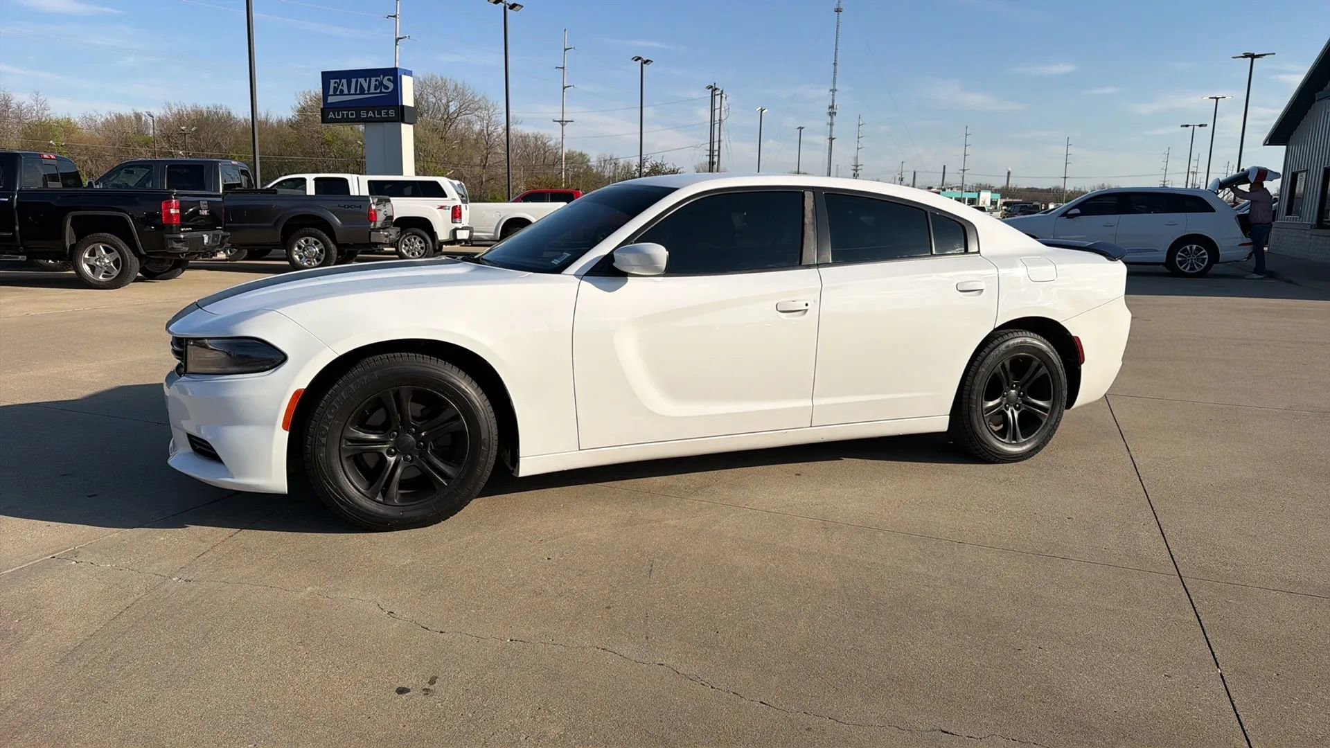 Used 2020 Dodge Charger SXT image 6