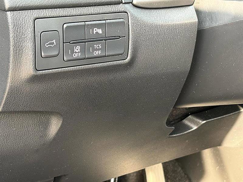 Used 2020 MAZDA CX-9 Touring w/ Touring Premium Package image 17