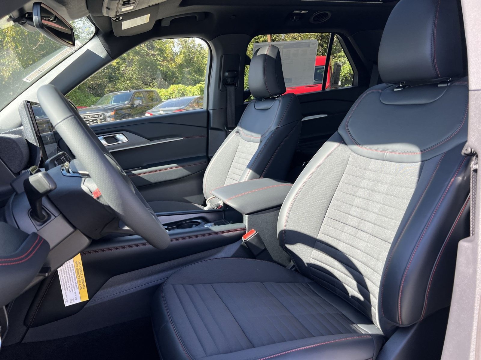 New 2027 Ford Explorer ST-Line w/ Premium Package AWD/4WD image 13