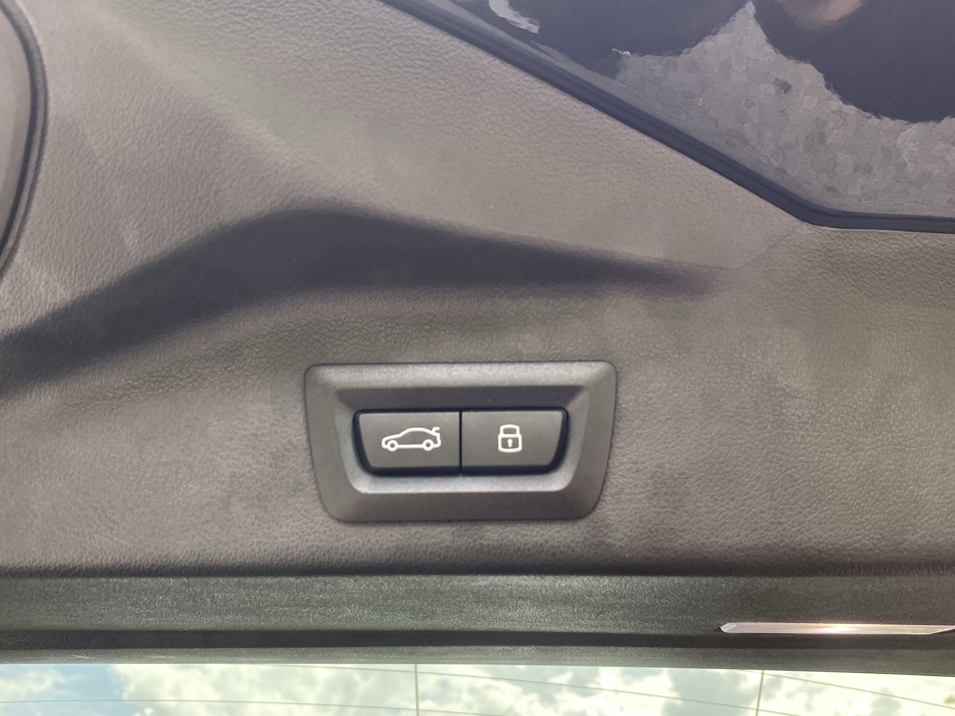 Used 2026 BMW X5 M60i image 56