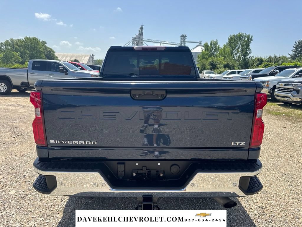 Used 2023 Chevrolet Silverado 2500 LTZ w/ LTZ Plus Package AWD/4WD image 4