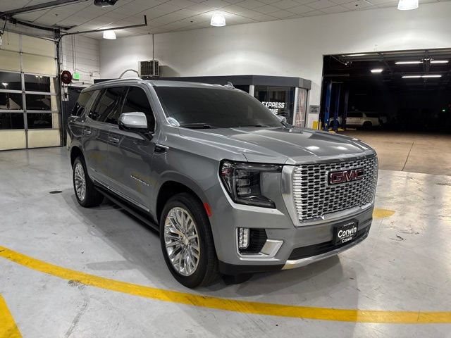 Used 2023 GMC Yukon Denali w/ Max Trailering Package AWD/4WD image 3