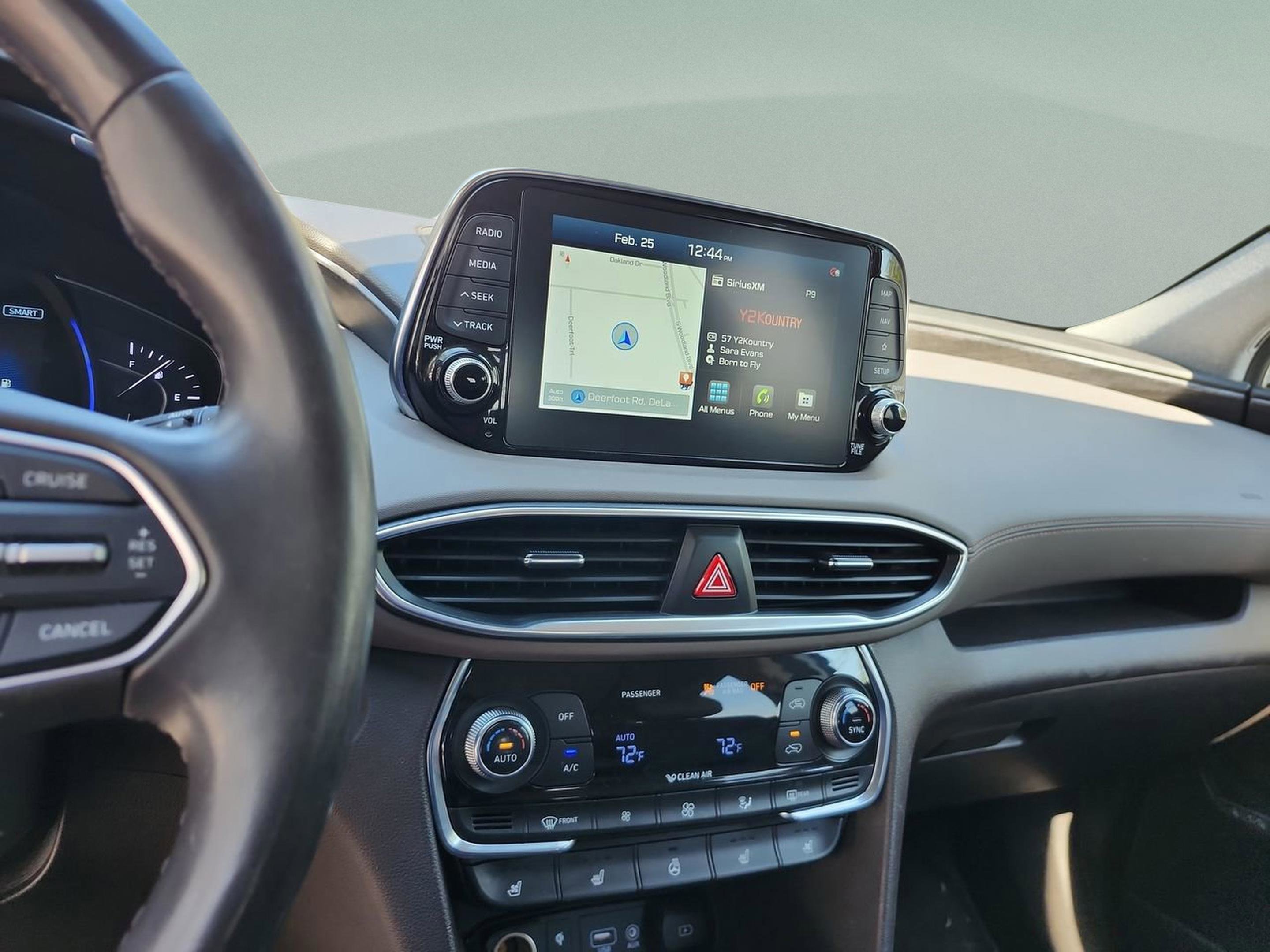 Used 2020 Hyundai Santa Fe Limited image 12