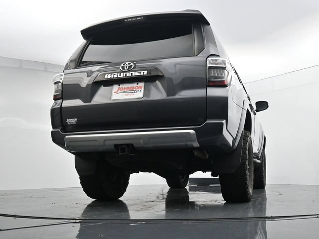 Used 2022 Toyota 4Runner TRD Off-Road Premium w/ Moonroof Package AWD/4WD image 37