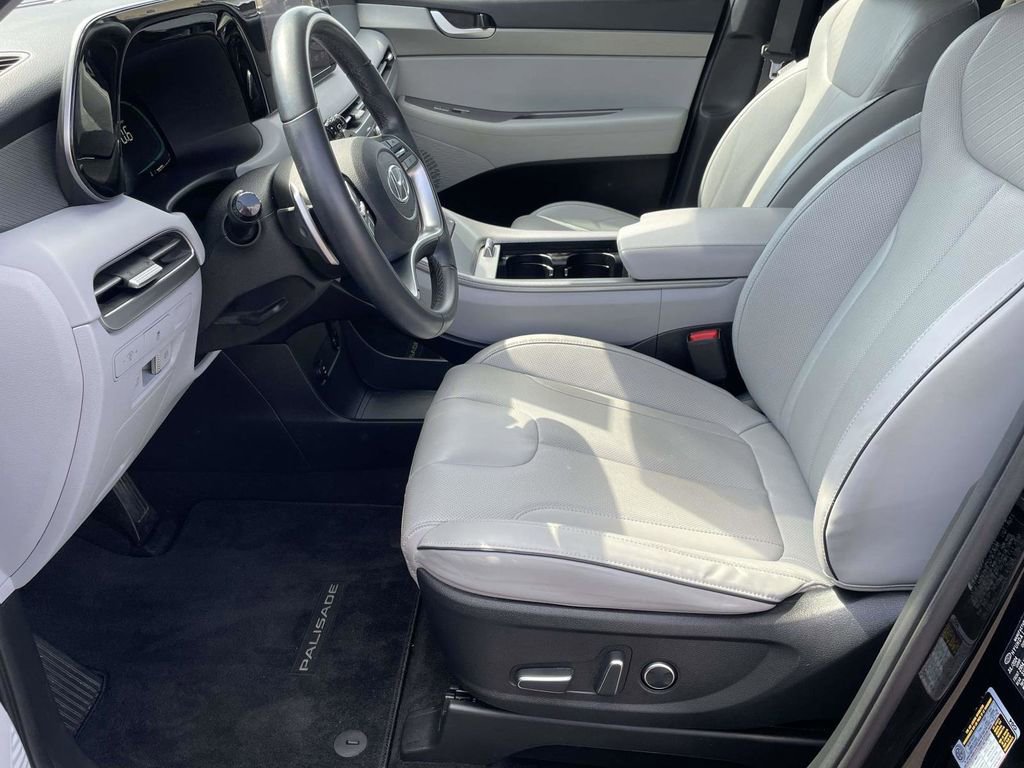 Used 2025 Hyundai Palisade SEL image 13