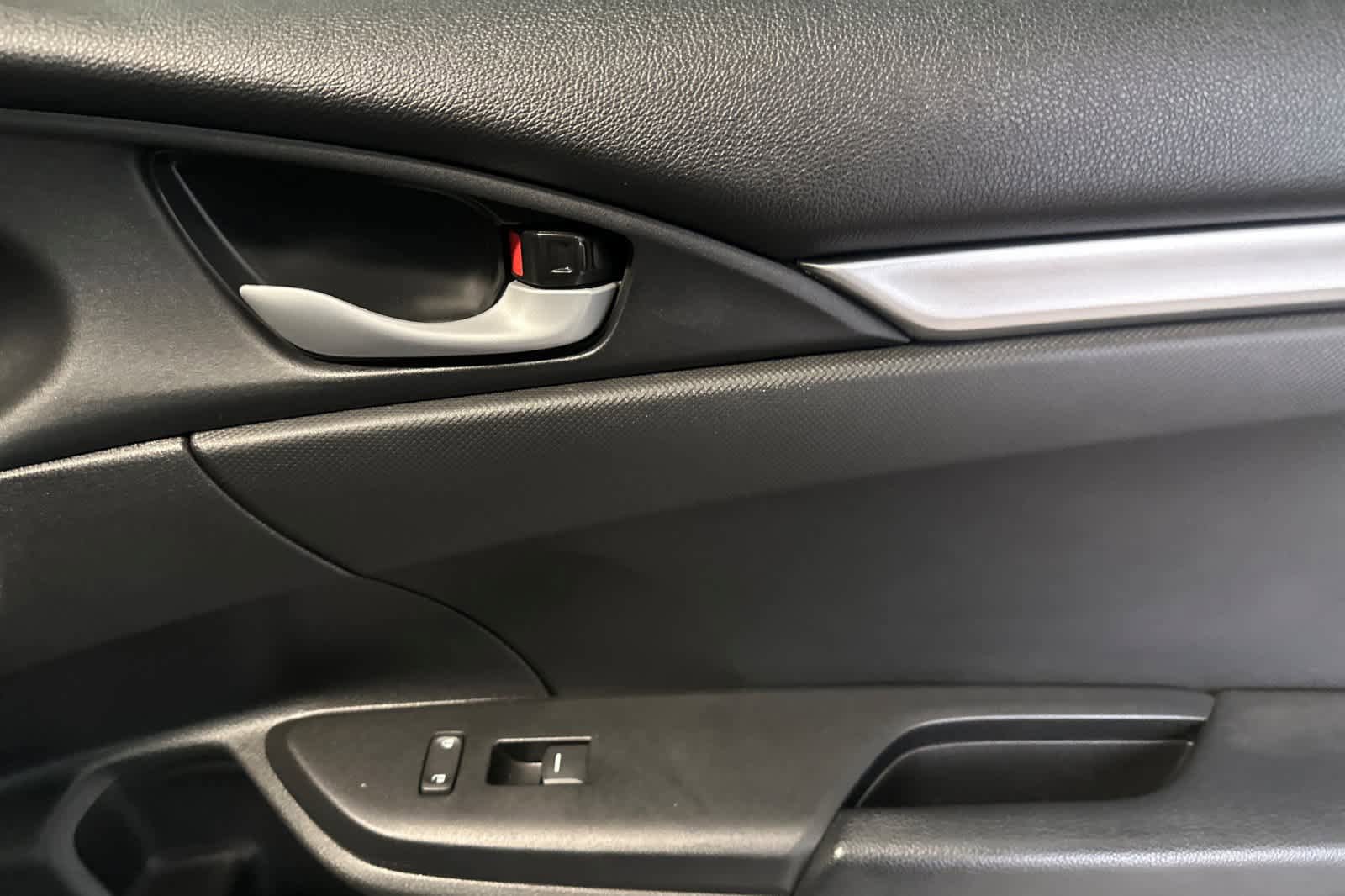 Used 2020 Honda Civic Sport image 17