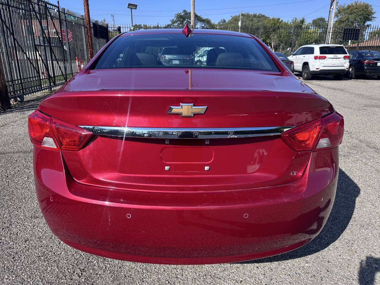 Used 2015 Chevrolet Impala LT w/ Convenience Package FWD image 6