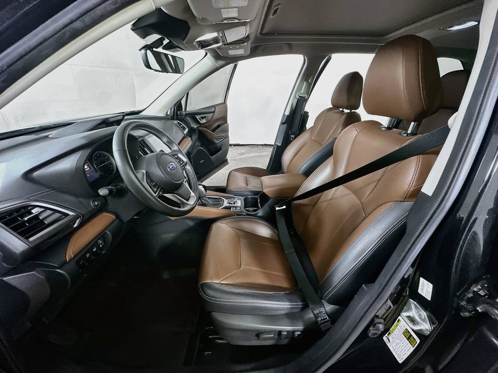 Used 2023 Subaru Forester Touring AWD/4WD image 17