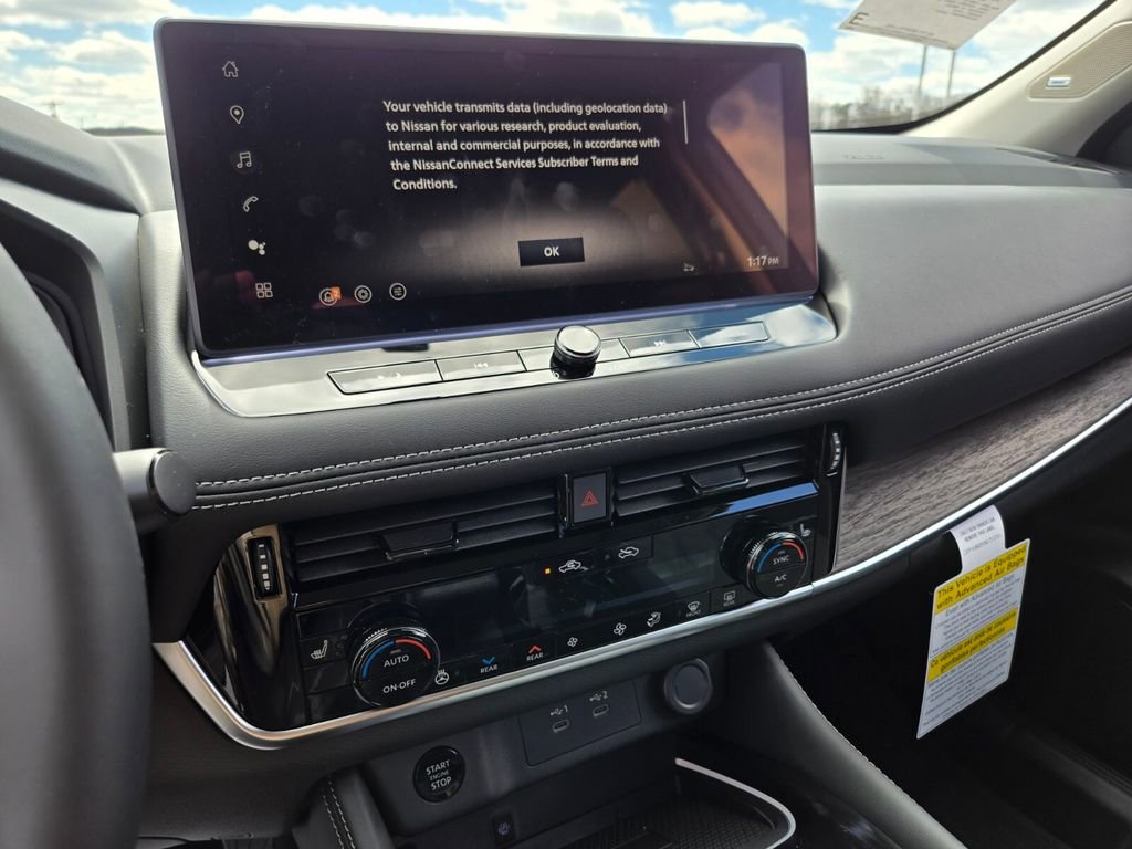 New 2026 Nissan Rogue Platinum image 7