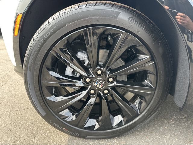 New 2026 Buick Envista Sport Touring w/ Convenience I Package FWD image 15