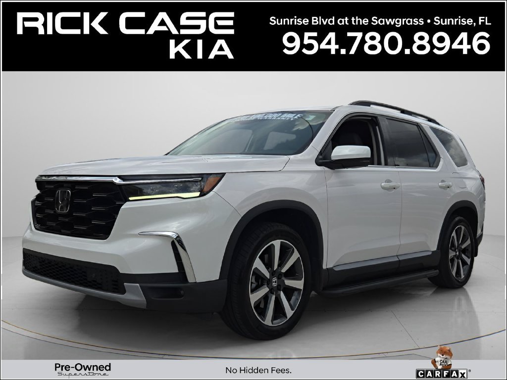 Used 2024 Honda Pilot Touring image 1