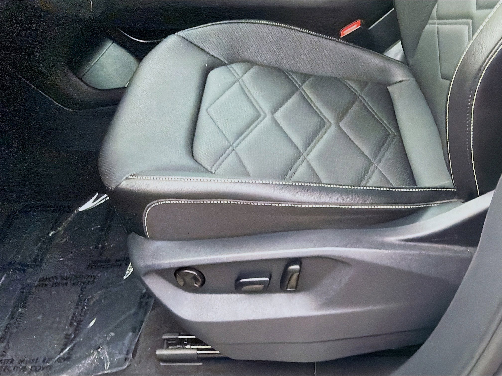 Used 2024 Volkswagen Atlas SE image 17