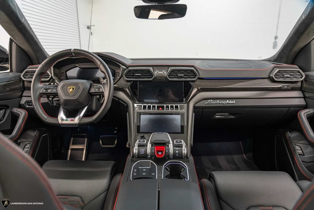 Used 2024 Lamborghini Urus S AWD/4WD image 4