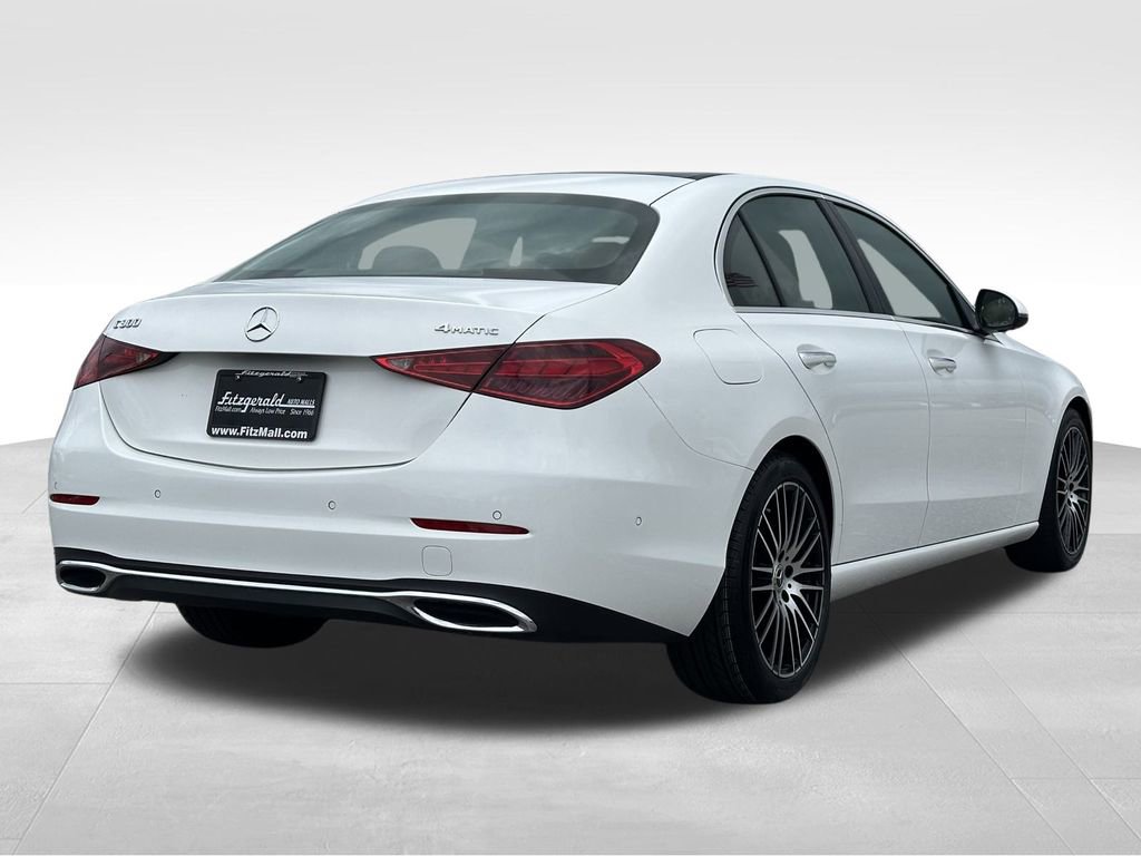 Used 2024 Mercedes-Benz C 300 4MATIC Sedan image 5