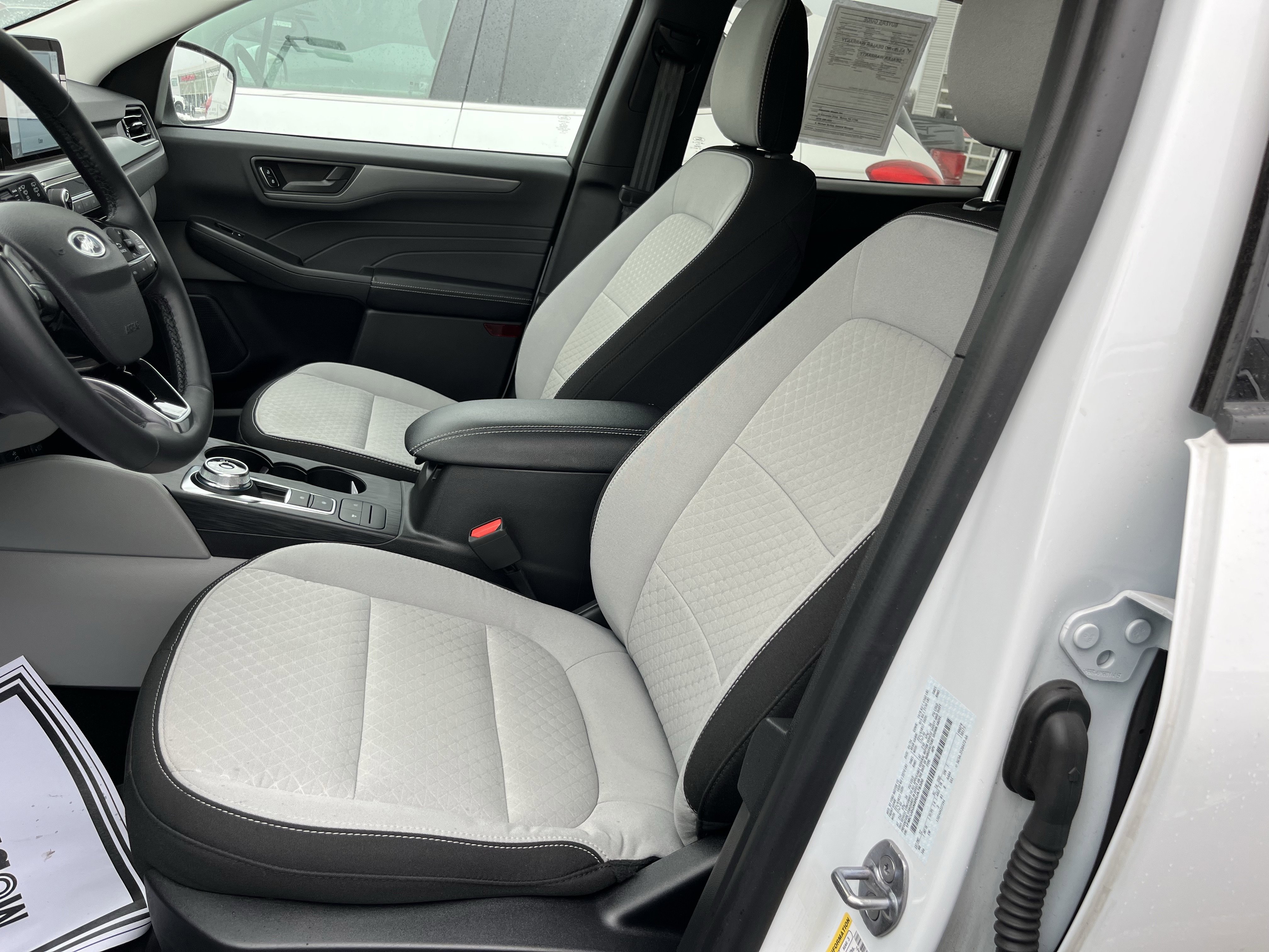 Used 2024 Ford Escape Active w/ Cold Weather Package image 33