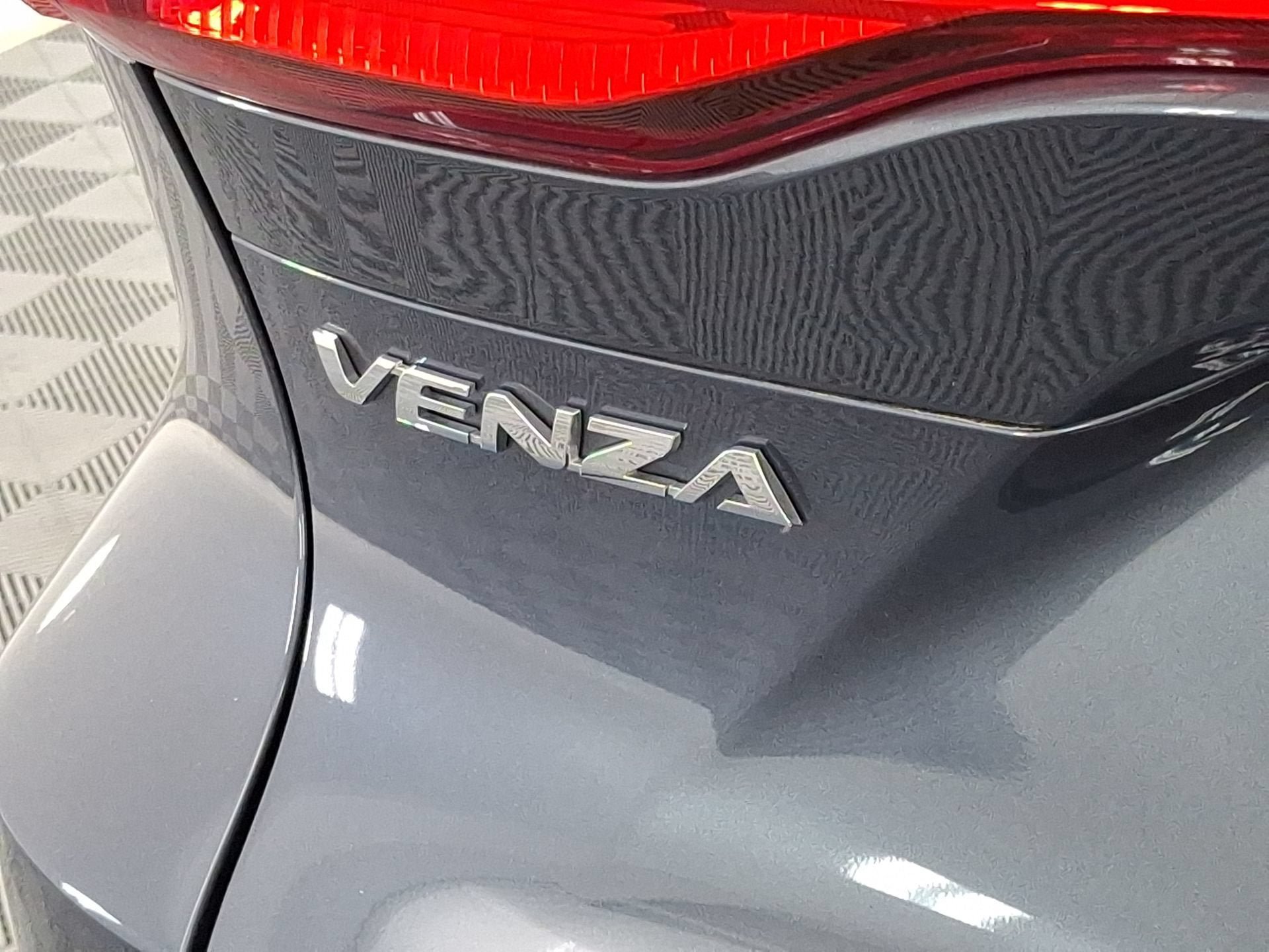 Certified 2024 Toyota Venza Limited AWD/4WD image 24
