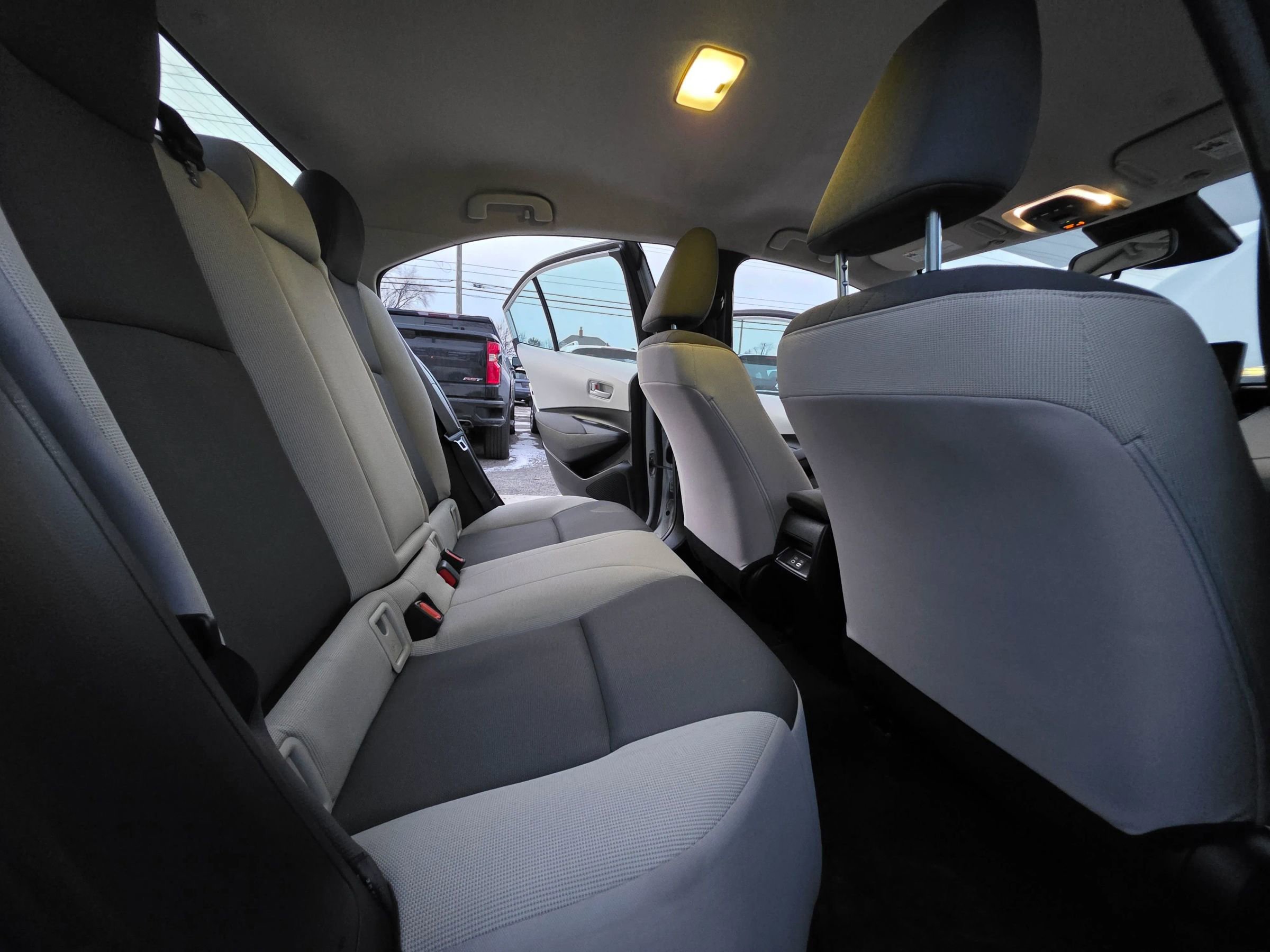 Used 2023 Toyota Corolla LE image 19