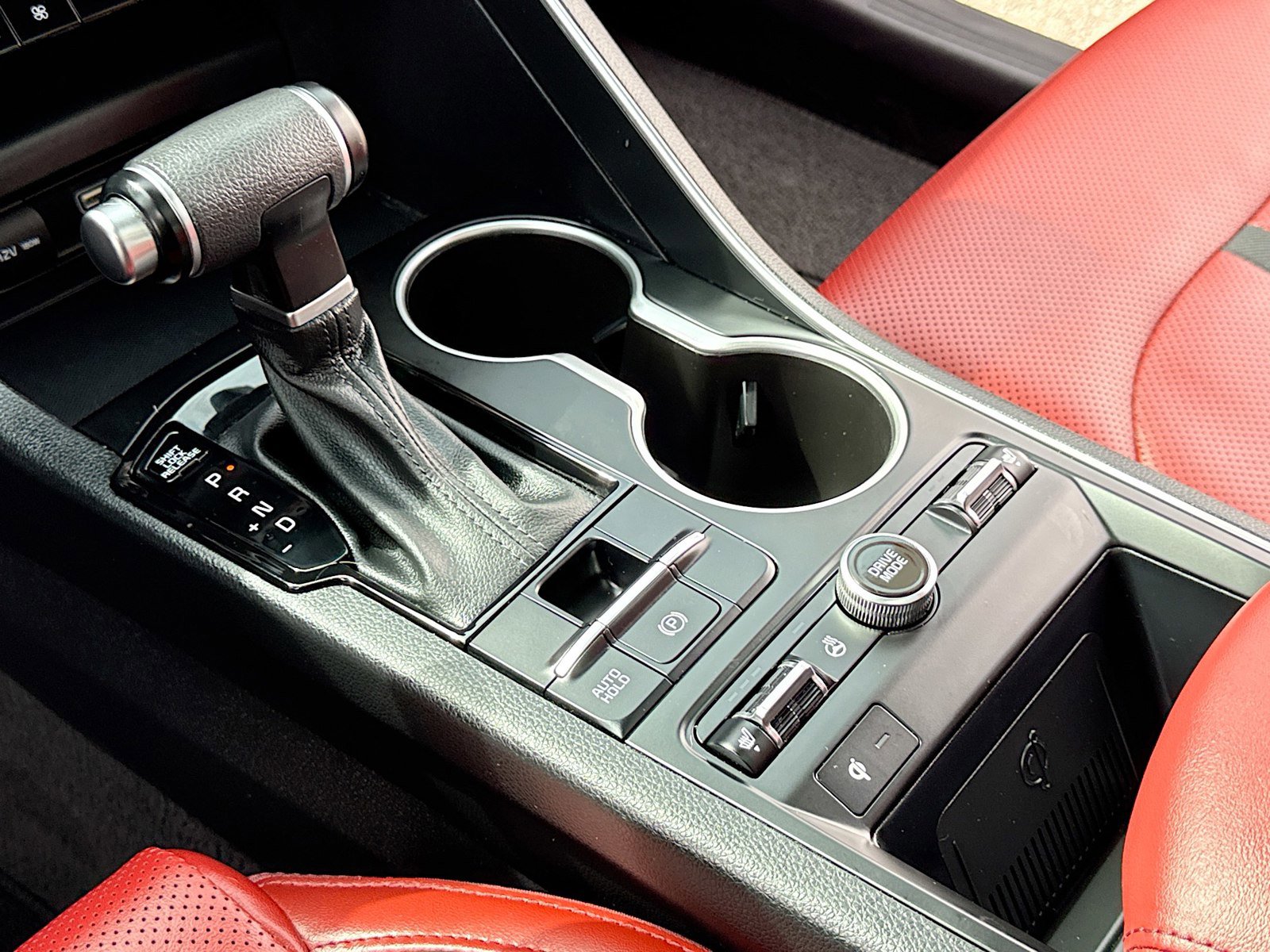 Used 2023 Kia K5 GT-Line image 11