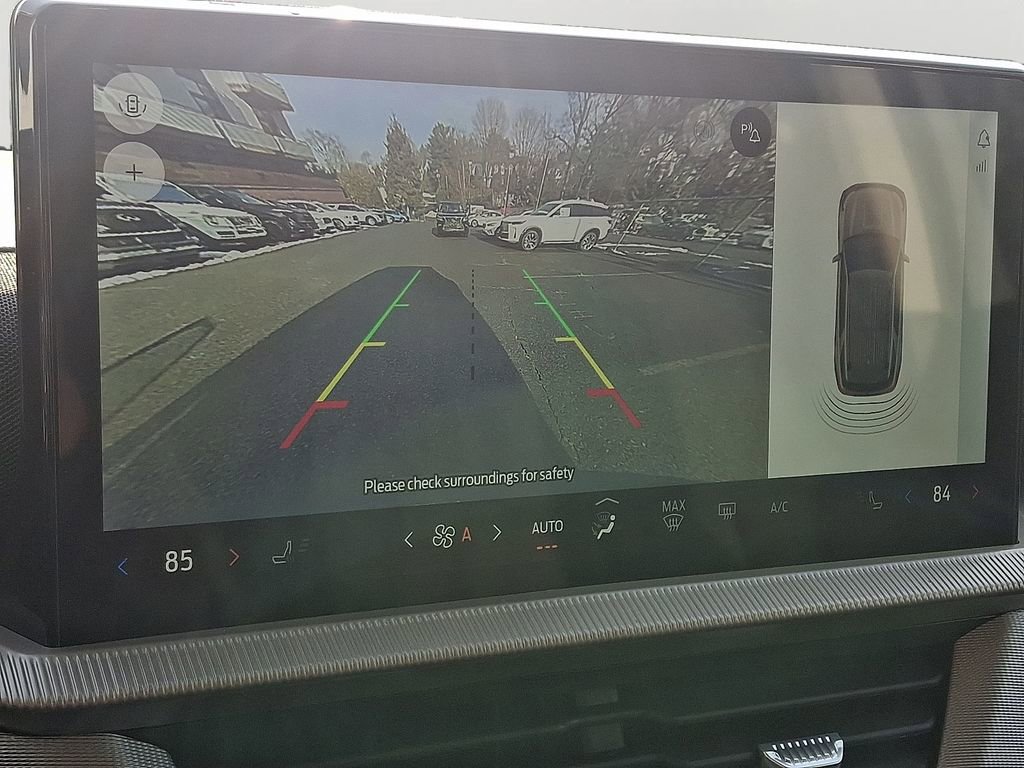 Used 2025 Ford Explorer Active image 18