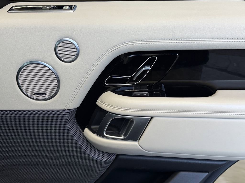 Used 2021 Land Rover Range Rover P525 Westminster Edition image 19