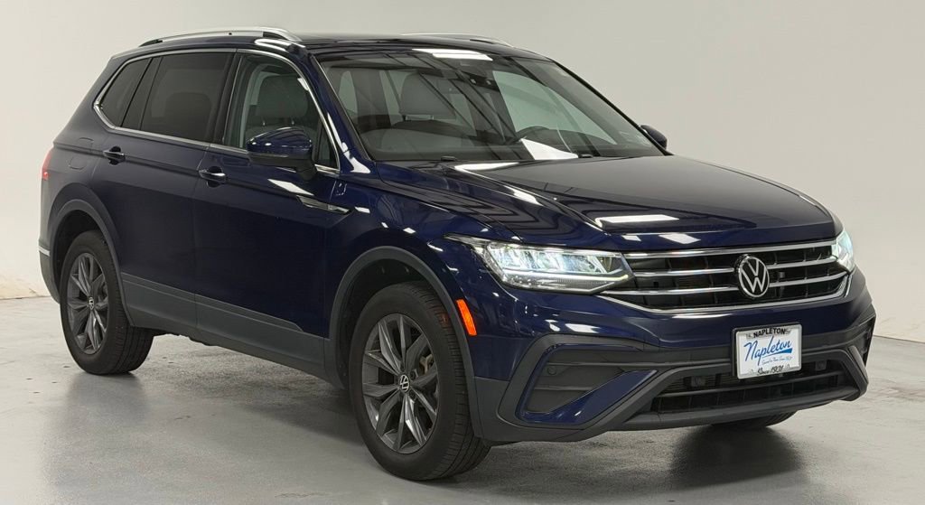 Used 2022 Volkswagen Tiguan SE w/ Panoramic Sunroof Package AWD/4WD image 6