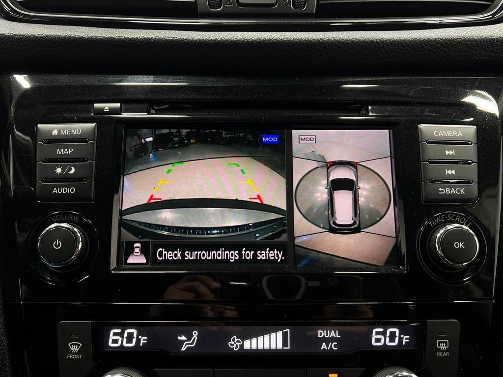 Used 2019 Nissan Rogue SL AWD/4WD image 12