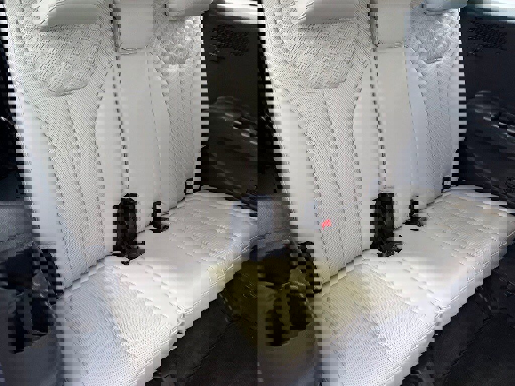 Used 2021 Hyundai Palisade Limited image 28