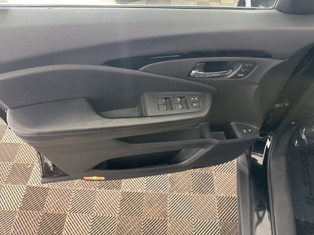 Used 2019 Honda Pilot Touring image 24