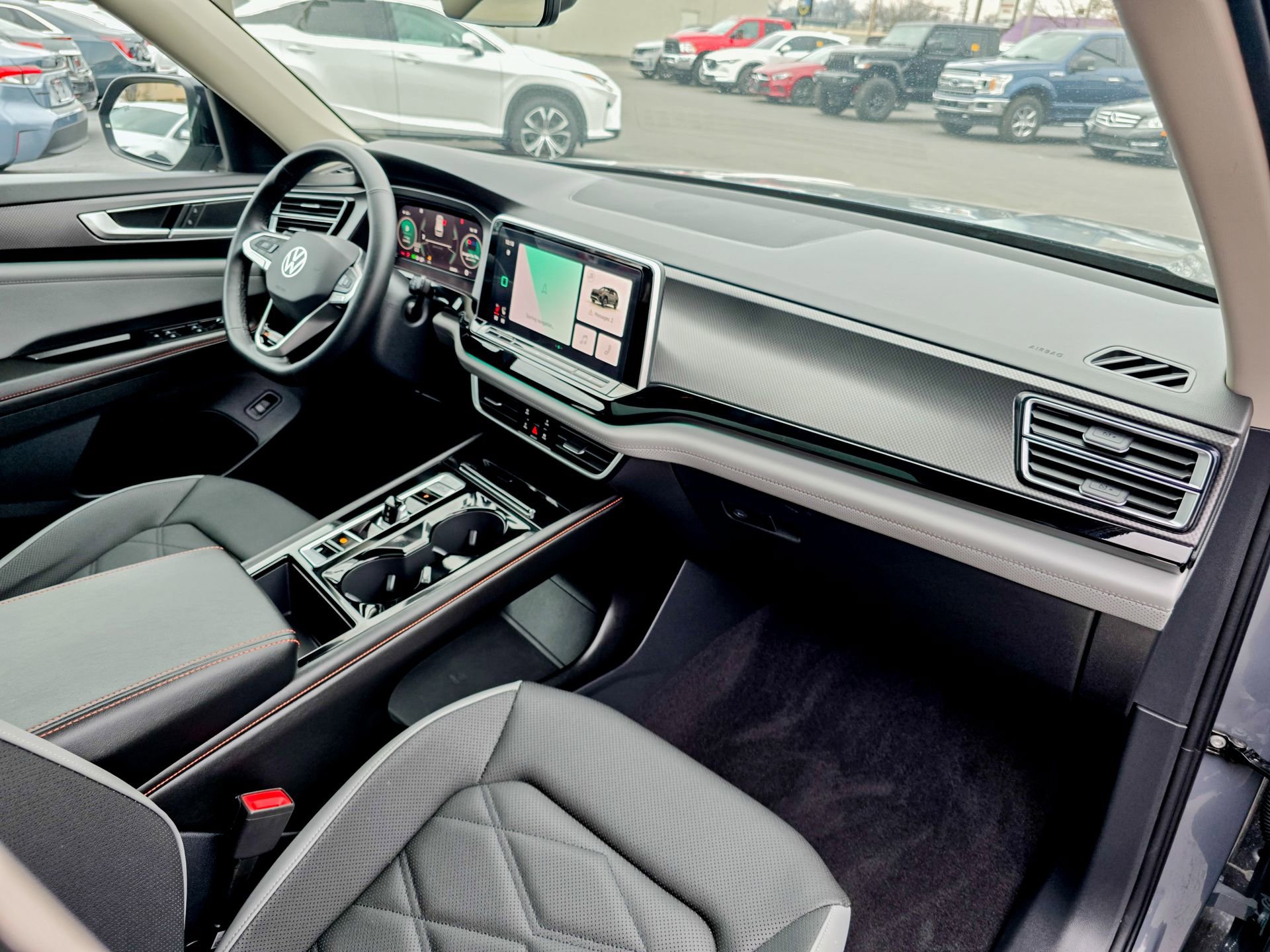 Used 2024 Volkswagen Atlas Peak Edition SE image 13