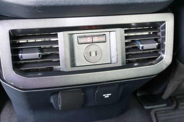 Used 2023 Ford F250 Platinum w/ Tremor Off-Road Package image 20