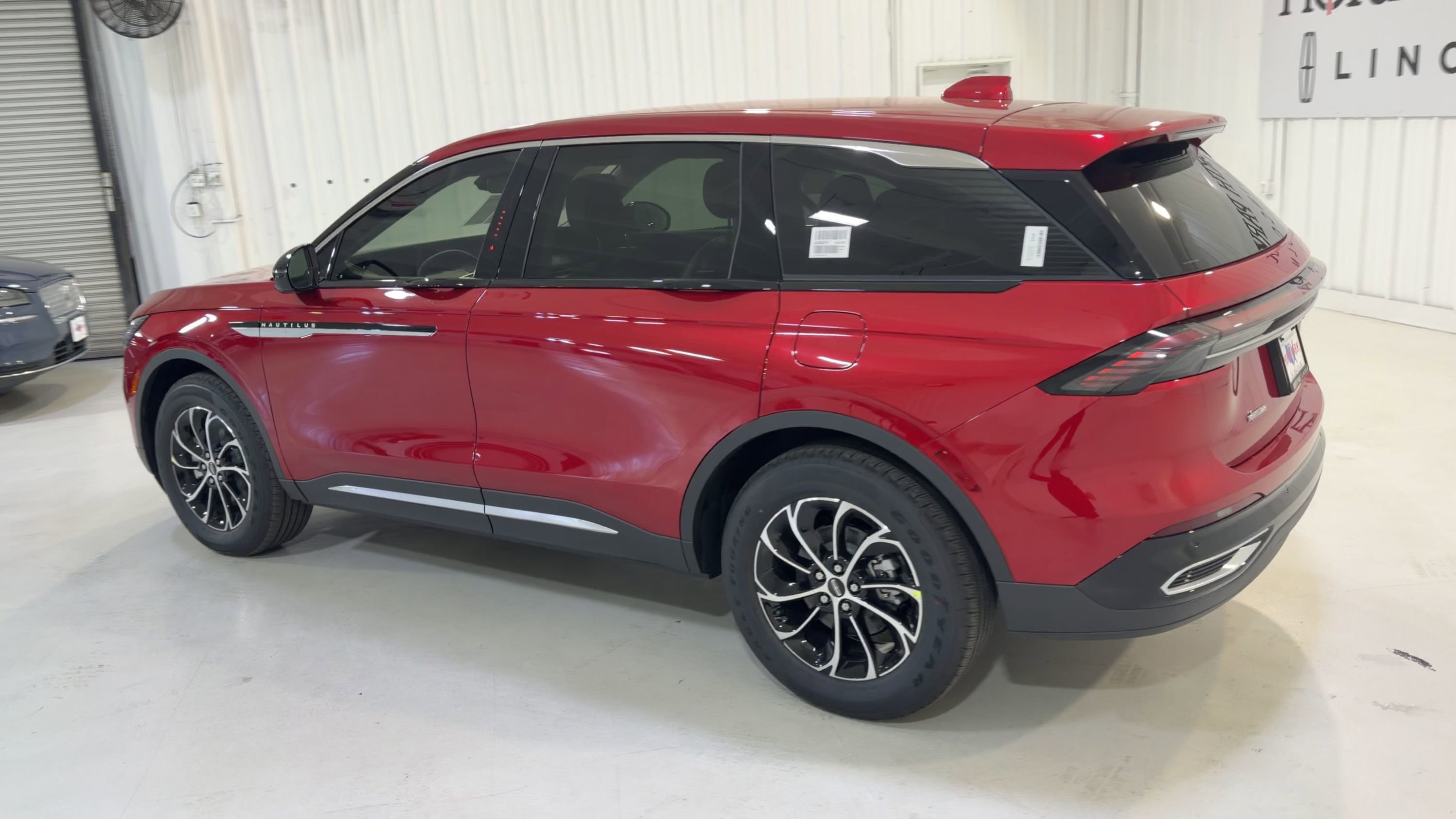 New 2026 Lincoln Nautilus Premier AWD/4WD image 7