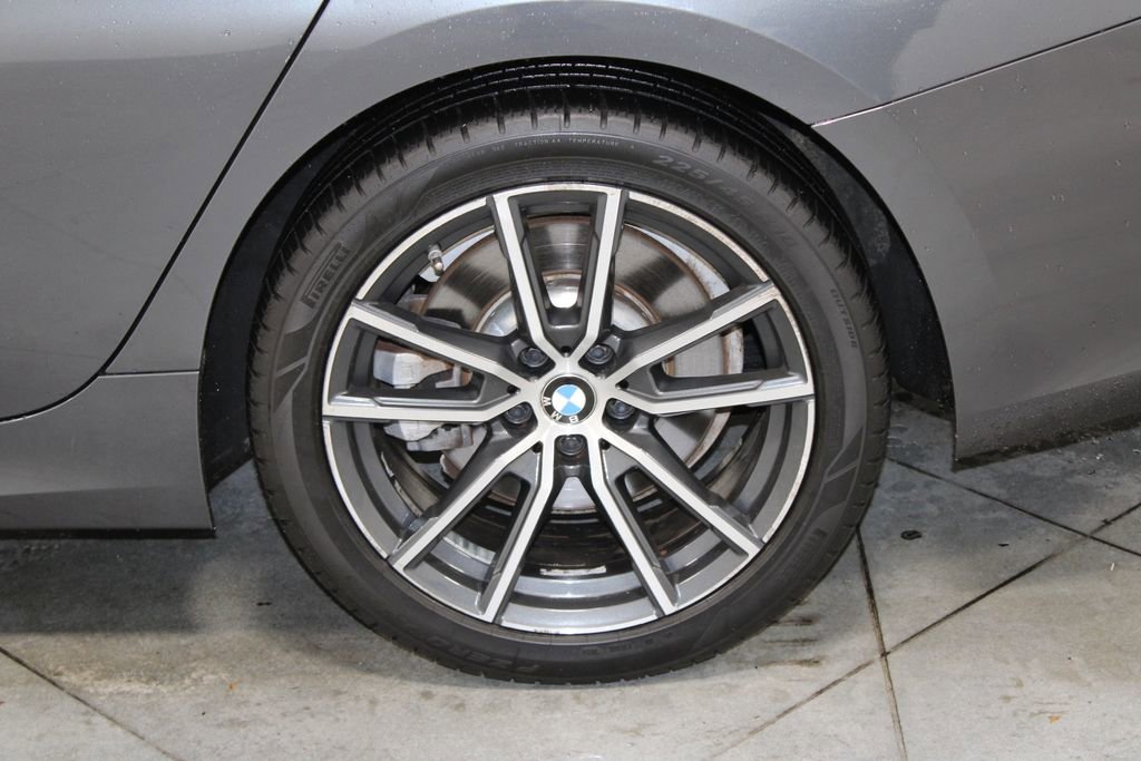 Used 2019 BMW 330i xDrive Sedan image 16