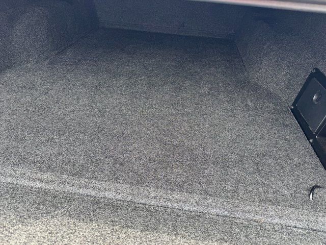 Used 2021 Toyota Tacoma Limited image 23