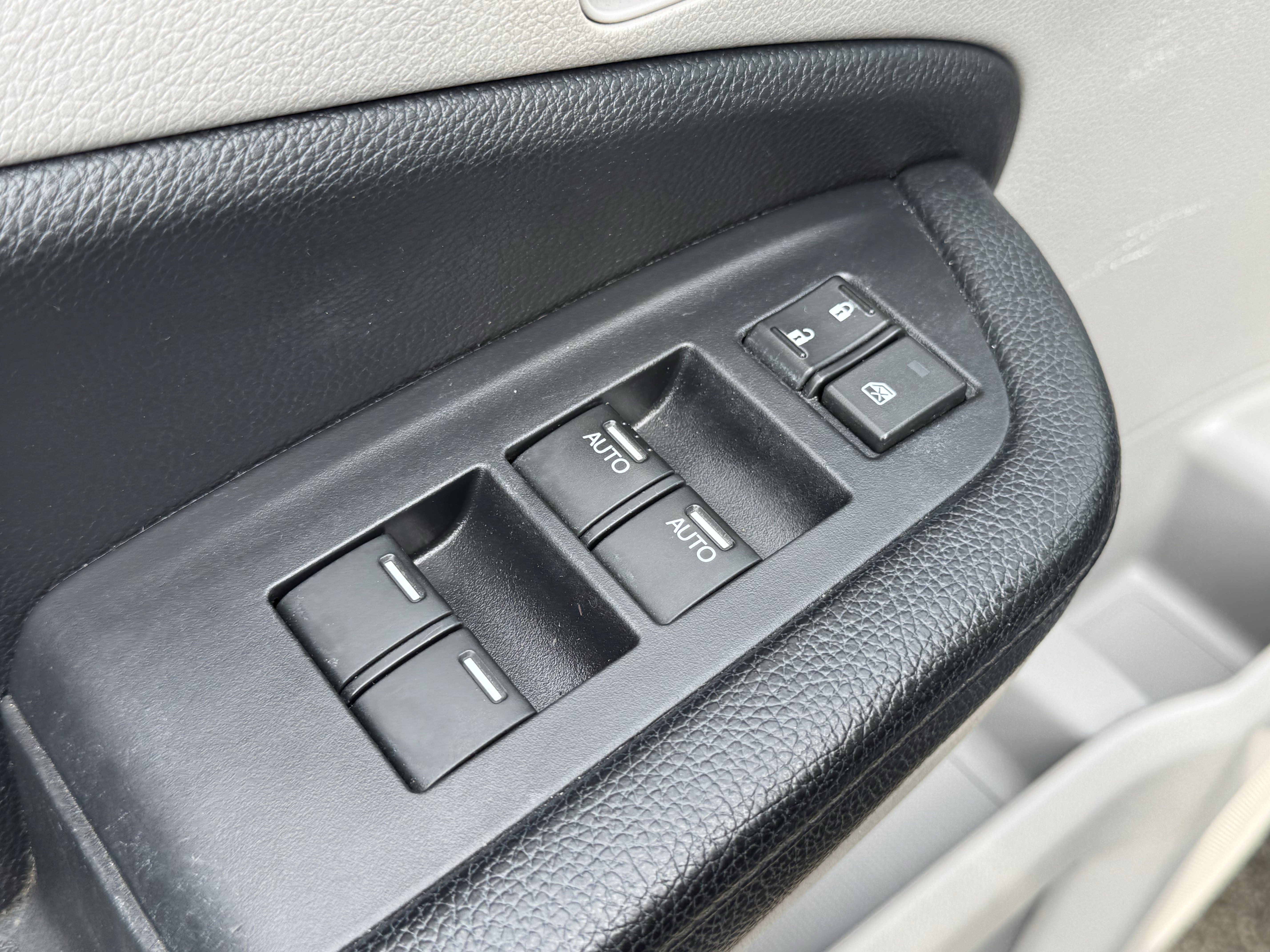 Used 2019 Honda Pilot Elite image 23