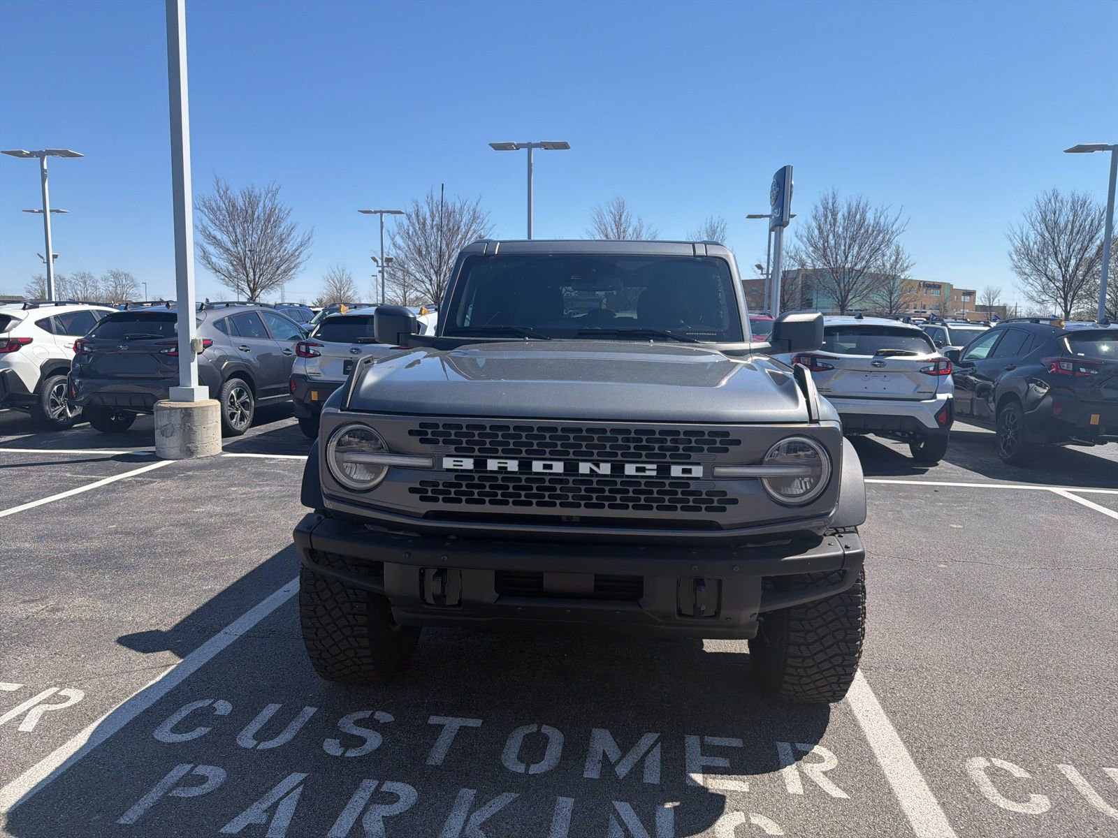 Used 2024 Ford Bronco Badlands image 6