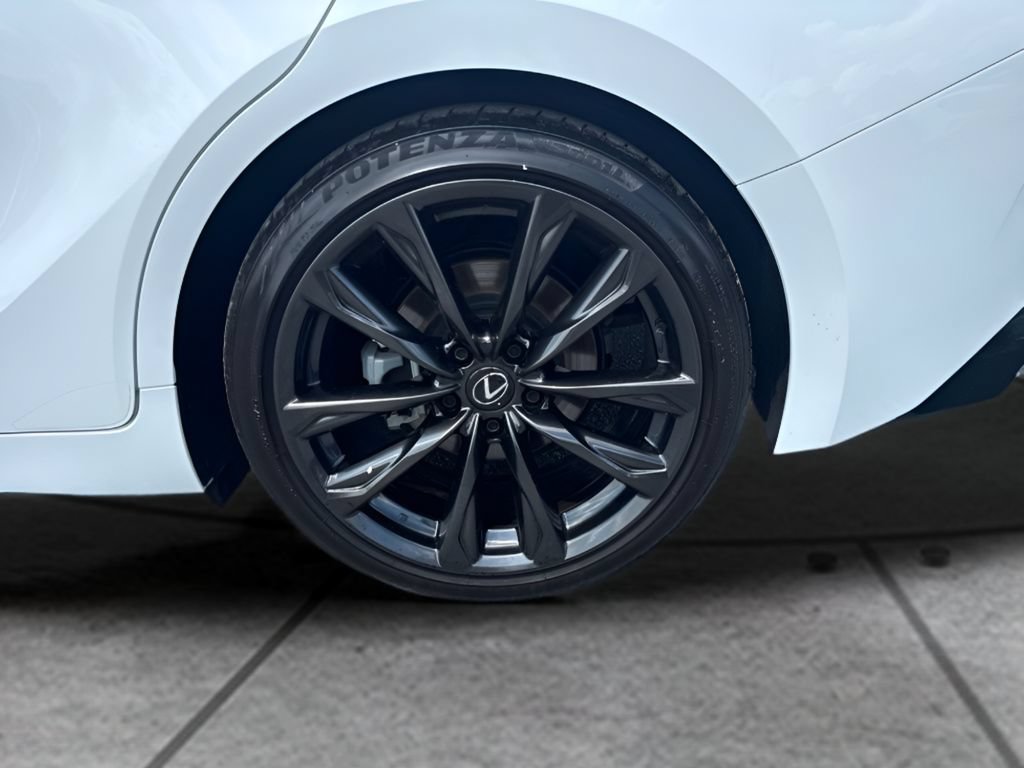 Used 2025 Lexus IS 350 F Sport RWD image 17