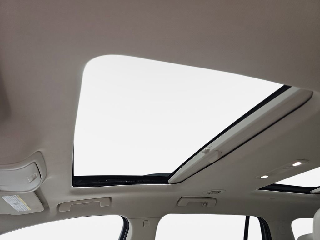 Used 2023 GMC Acadia Denali w/ Denali Ultimate Package image 27