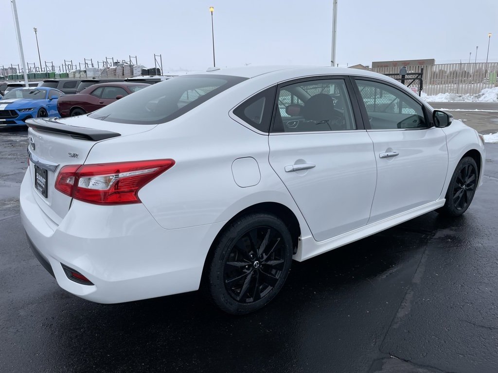 Used 2017 Nissan Sentra SR w/ SR Midnight Edition image 4