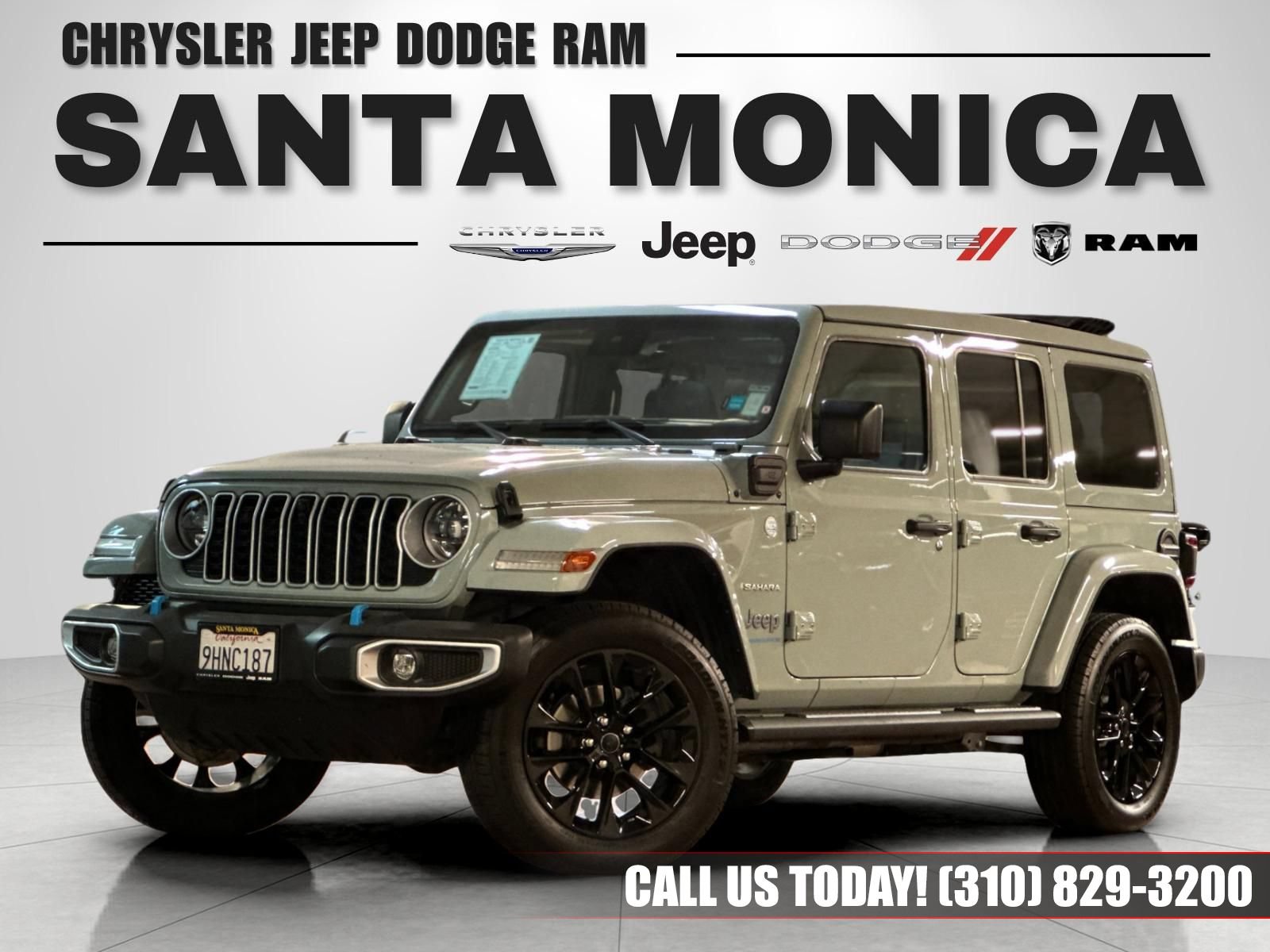 Used 2024 Jeep Wrangler Unlimited Sahara w/ Technology Group AWD/4WD image 1