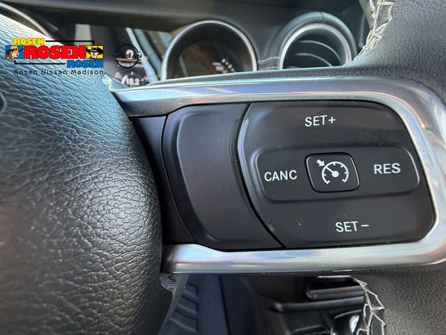 Used 2023 Jeep Wrangler Unlimited Sahara w/ Cold Weather Group AWD/4WD image 16