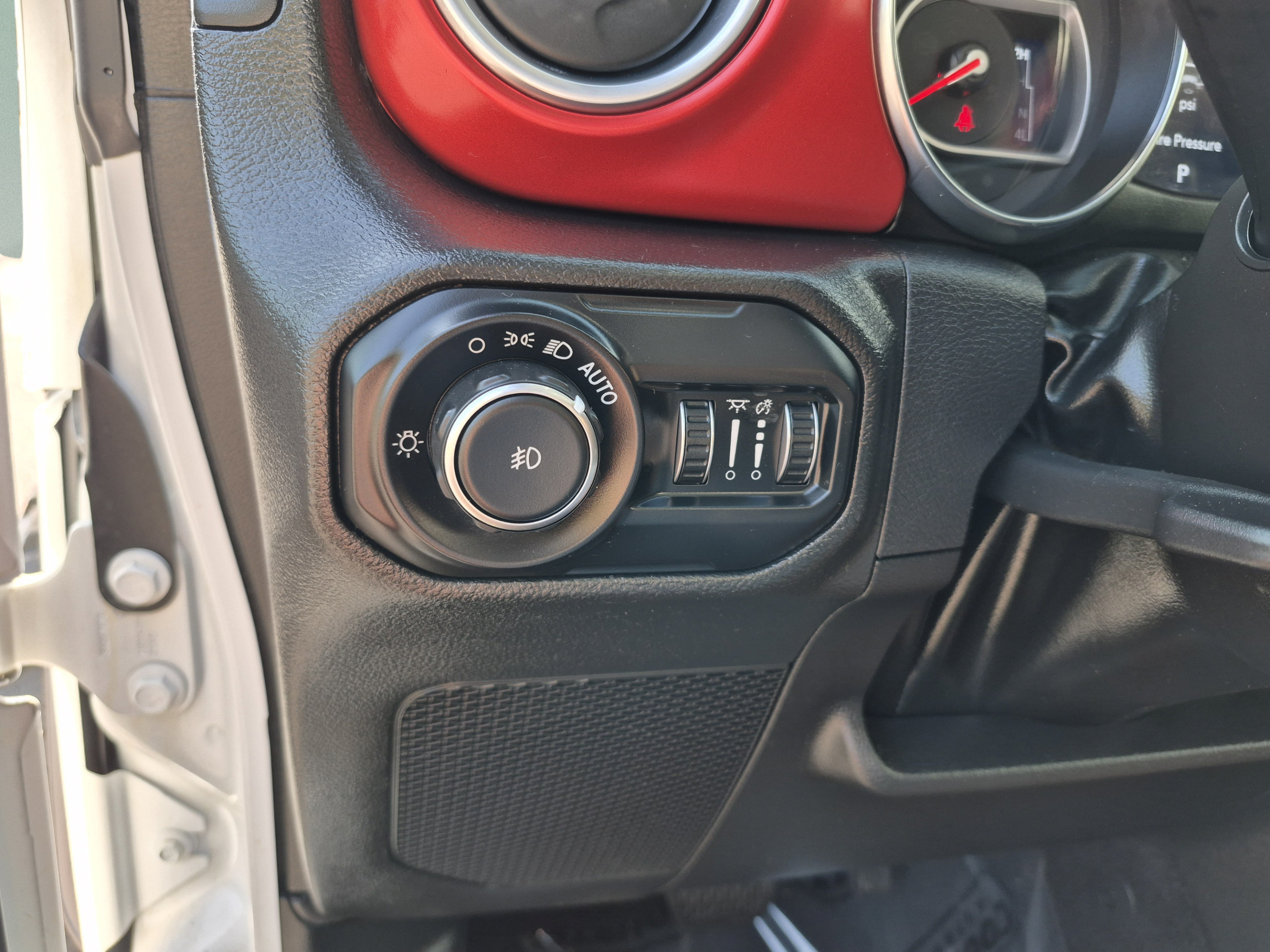 Used 2022 Jeep Wrangler Rubicon w/ LED Lighting Group AWD/4WD image 25