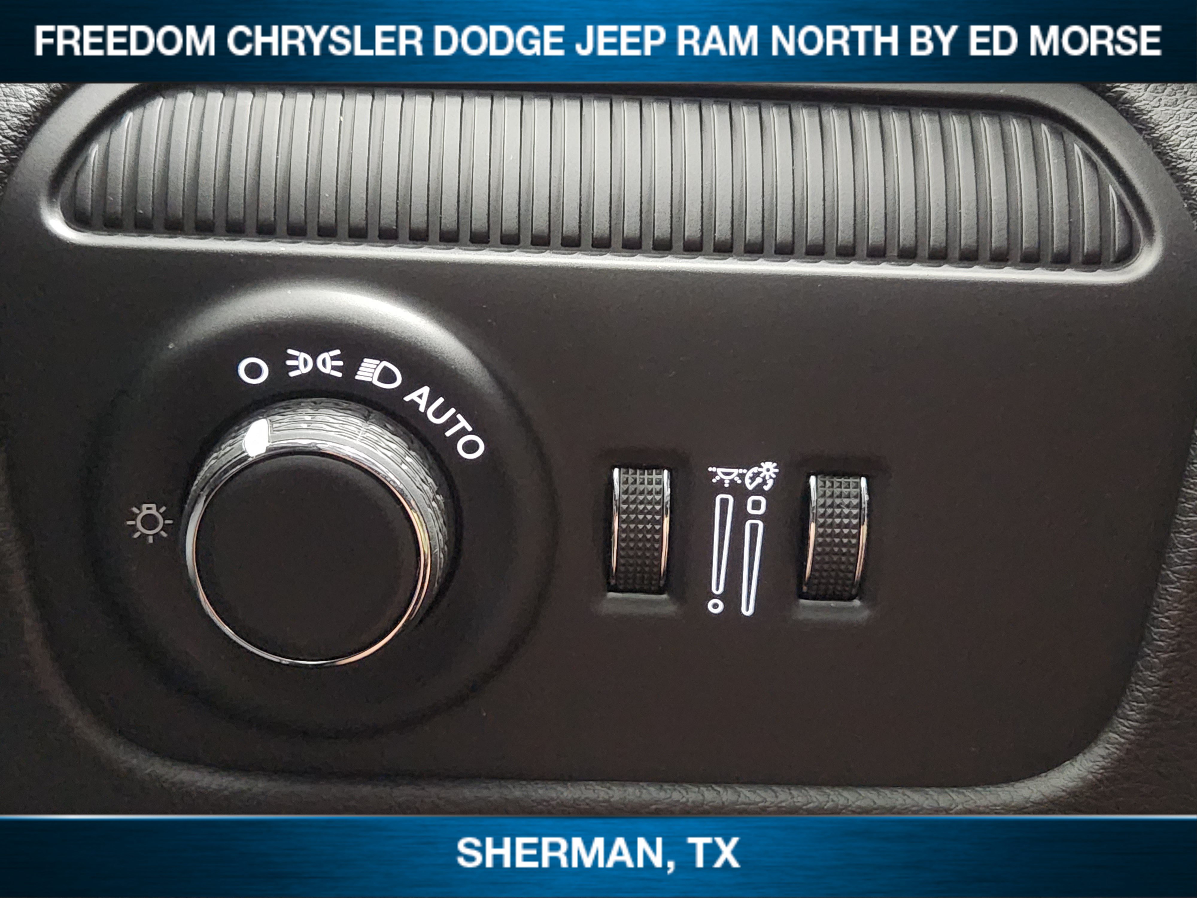 New 2026 Jeep Grand Wagoneer L 4WD image 17