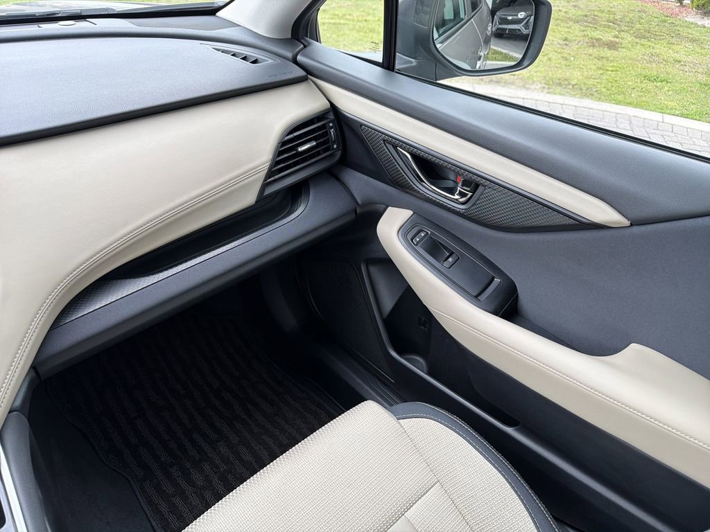 Used 2020 Subaru Outback Premium AWD/4WD image 17