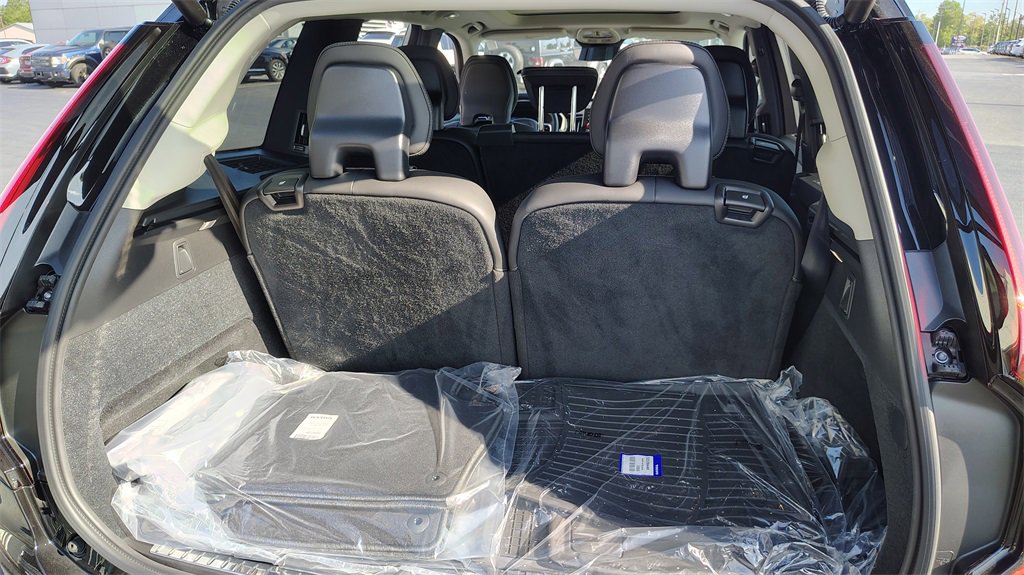 New 2026 Volvo XC90 B6 Ultra image 30