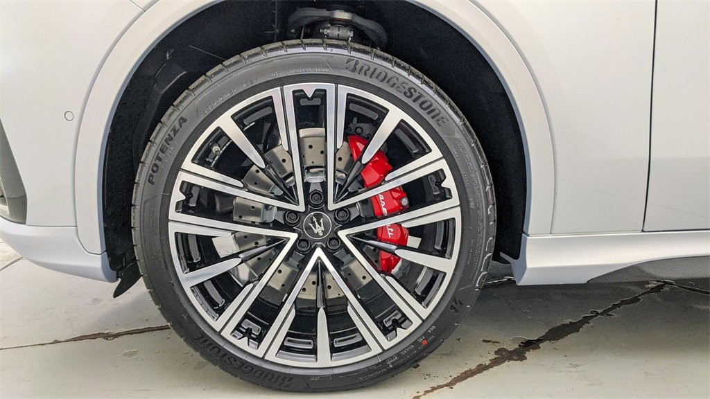 New 2024 Maserati Grecale Trofeo image 34