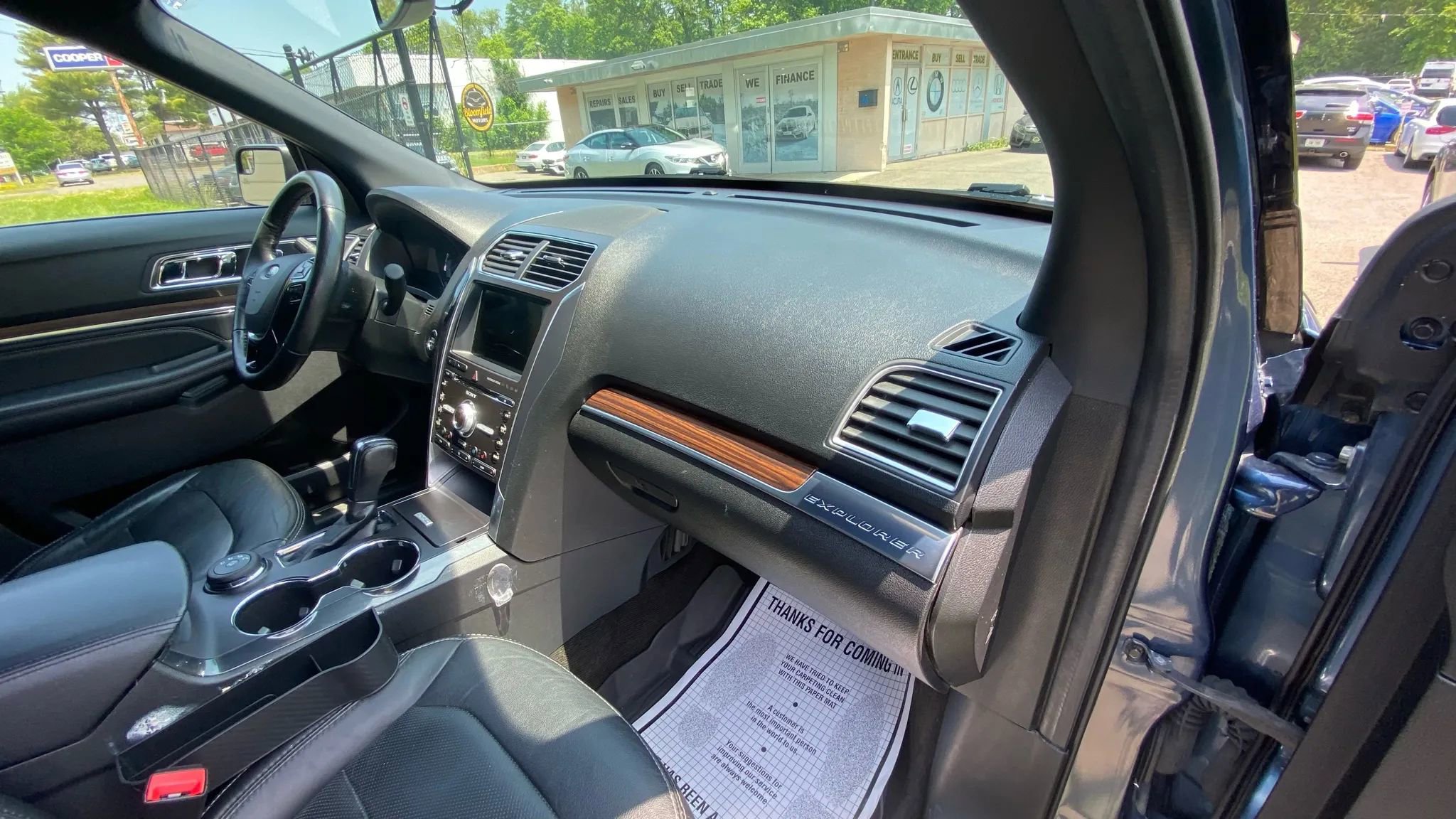 Used 2018 Ford Explorer Limited image 13