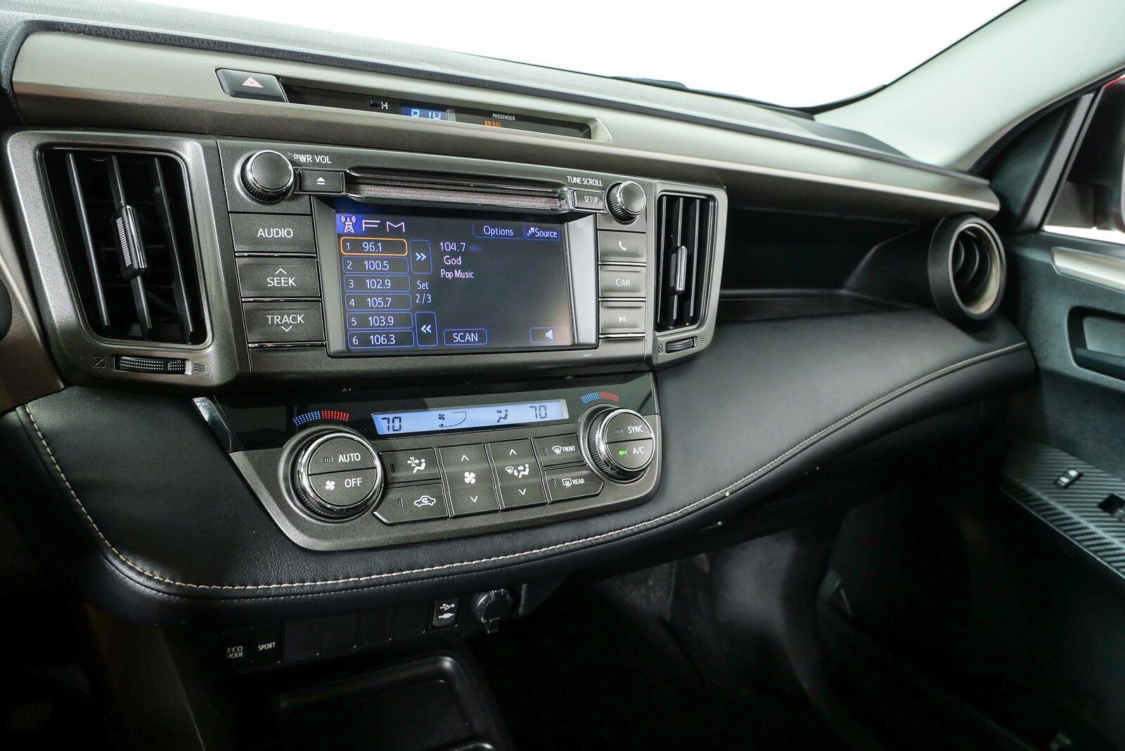 Used 2013 Toyota RAV4 XLE FWD image 12