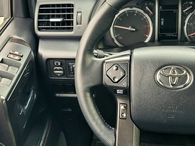 Used 2024 Toyota 4Runner TRD Off-Road Premium w/ Moonroof Package AWD/4WD image 9